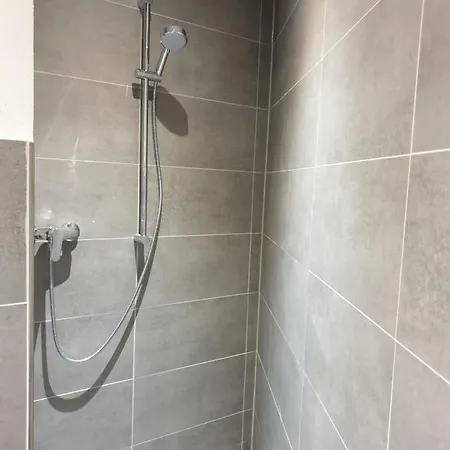 Beim Hooch. Lisbeth Apartment