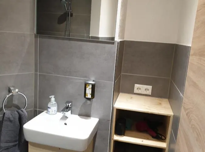 Beim Hooch. Lisbeth *